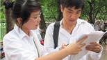Trốn trong nhà vệ sinh trường để nhờ người thi hộ